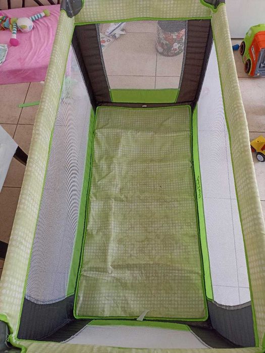 Pat / parc pliabil pentru bebe sau copii pentru calatorii