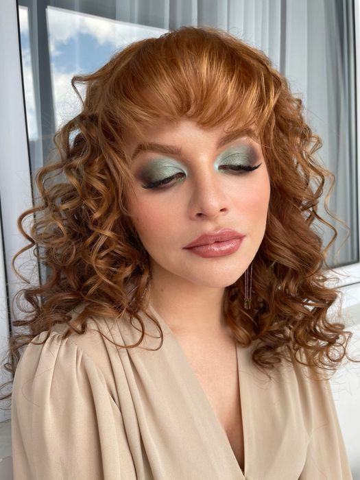 Макияж, прическа, грим