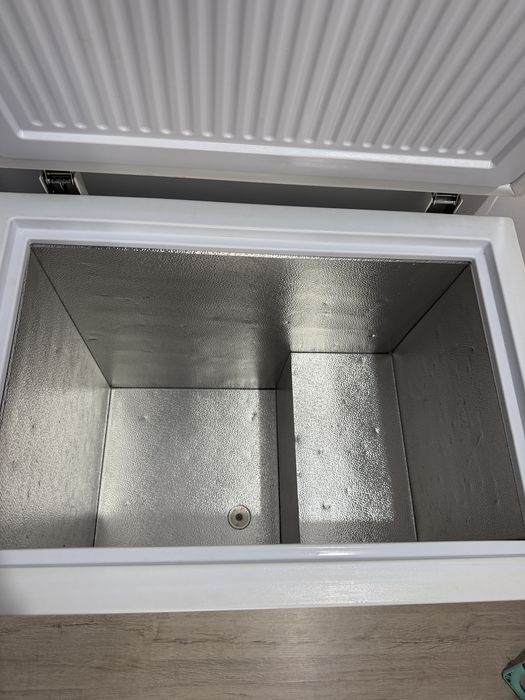 Продам морозильник