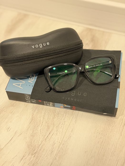 Диоптрични очила Vogue