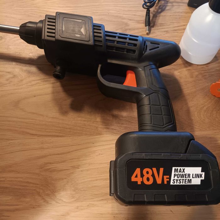 НОВА! Безжична акумулаторна водоструйка 90 bar с 6-в-1 дюза, 5м маркуч