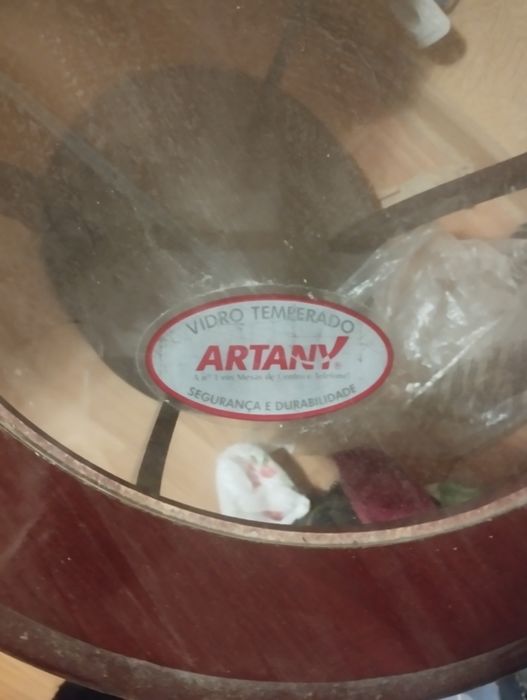 Продам журнальный столик