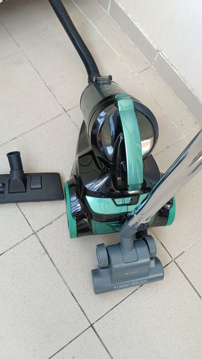 Пылесос Vitek 2200w