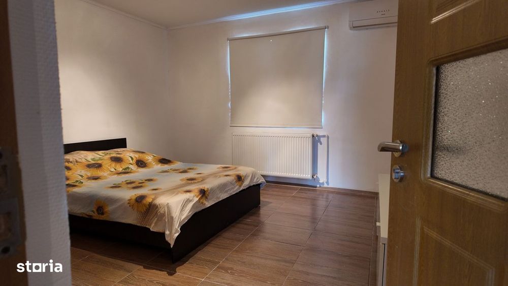 Vindem casa in Lumina