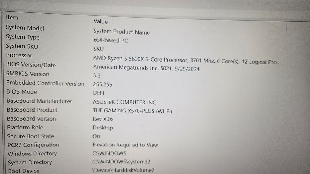Геймърски компютър Ryzen 5600x/x570 asus tuf wi fi/5700xt strix/1000w be quit/16 ram 3600/m2 500gb/охлаждане 2х12 thermal light ПЕРФЕКТЕН