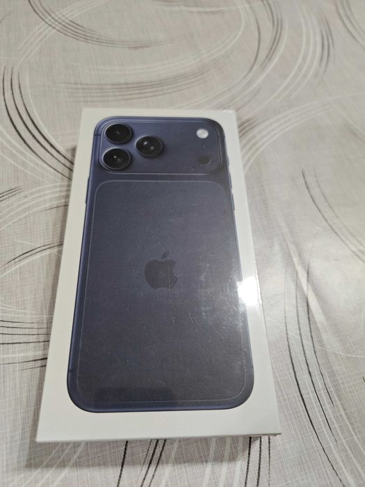 Iphone 17ProMax Неотворен