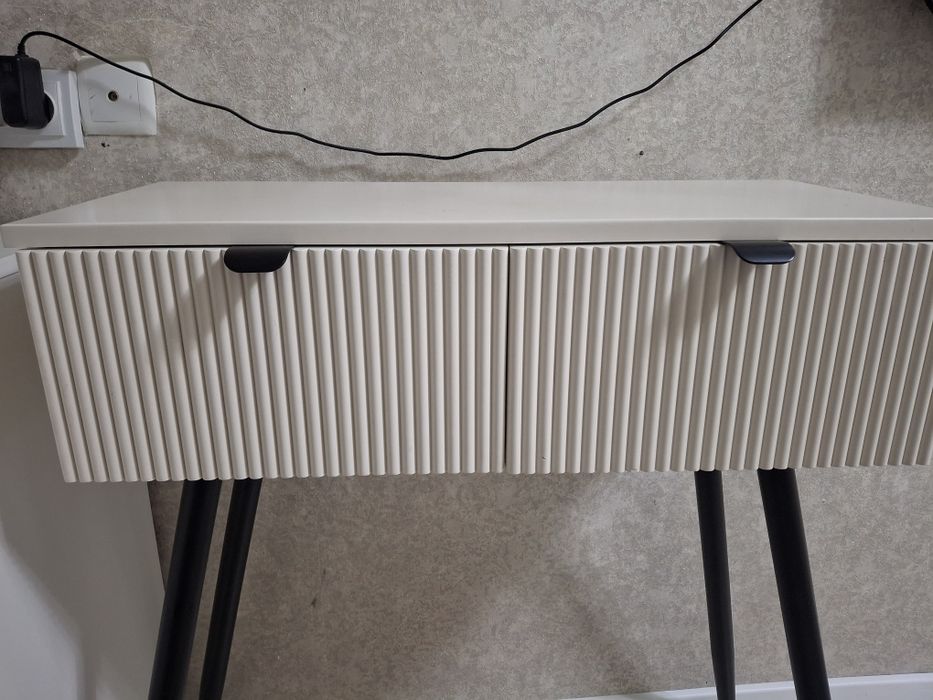 Туалетный столик