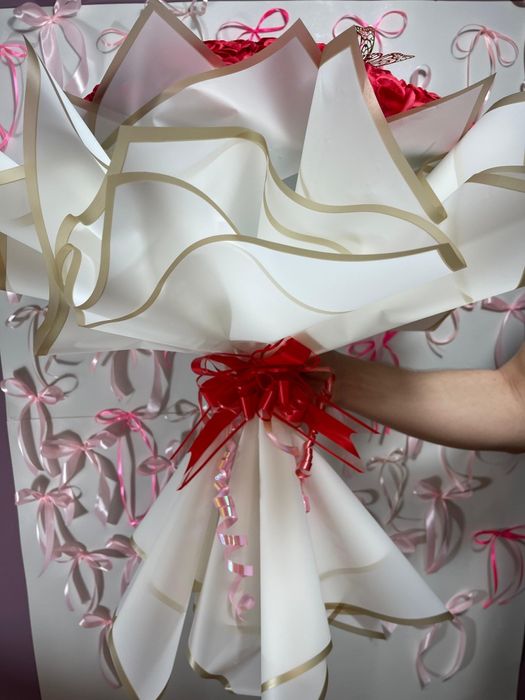 Buchet trandafiri de sapun in ambalaj bufant