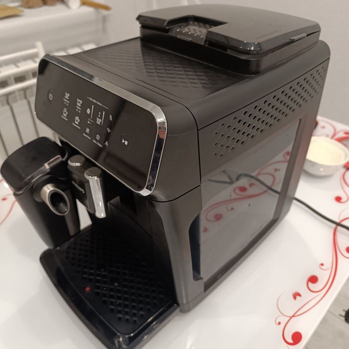 Продам кофемашину Philips