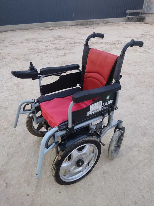 Инвалидная коляска