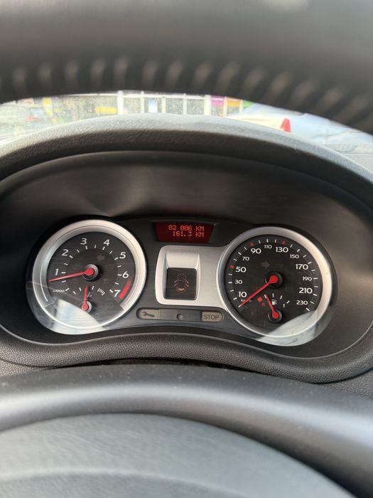 Renault clio 2007 1.6 benzina 82.000 km