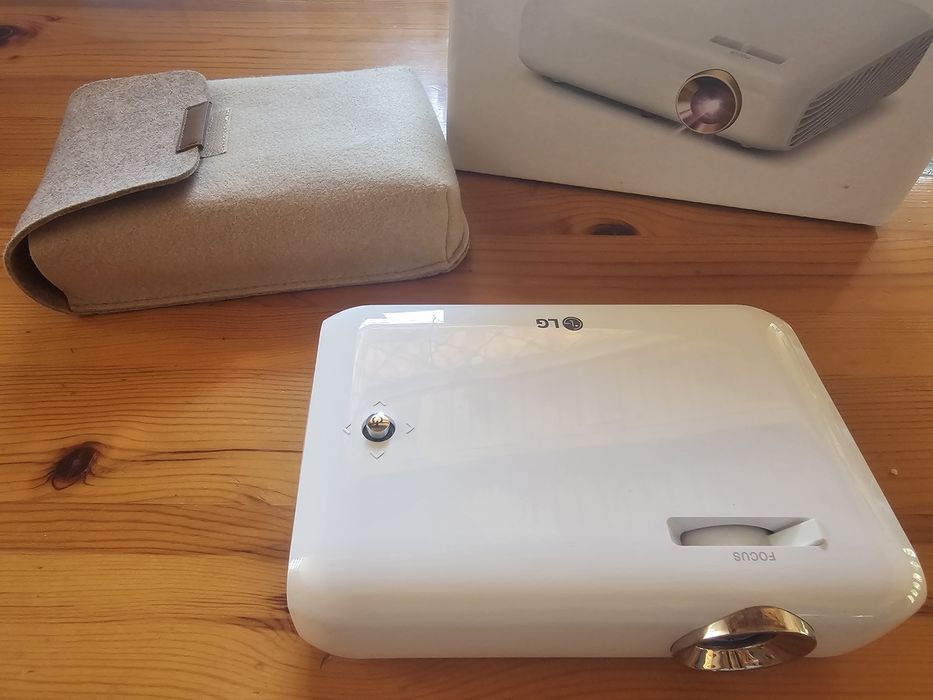 LED проектор на LG PH550