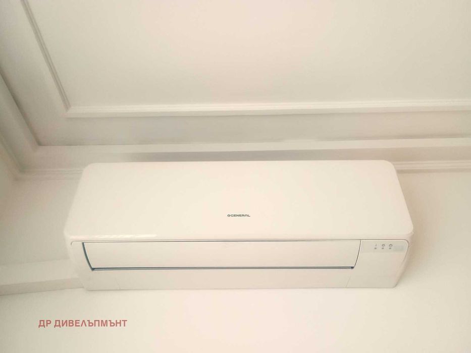 Дава се под наем Четиристаен апартамент в София, Център - 150 кв.м за 1019.49 € - Снимка #3