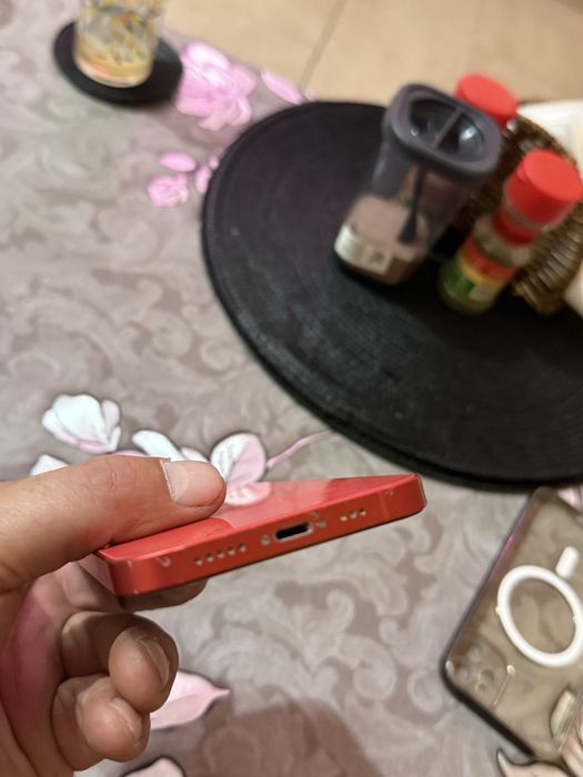 Iphone 12 RED Спешно