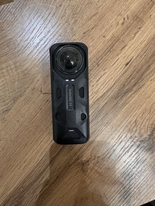Insta360 X4.