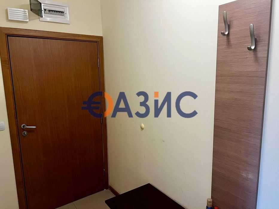 Продава се Двустаен апартамент в к.к. Слънчев бряг - 82 кв.м за 1025 €/кв.м - Снимка #1