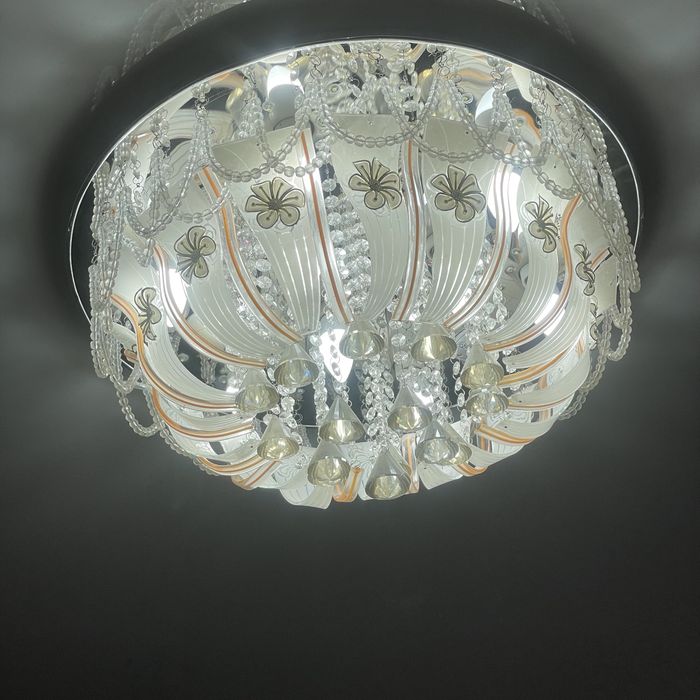 Люстра 5000 тенге