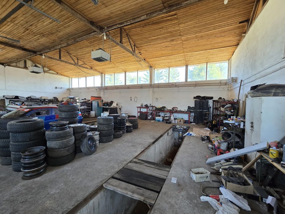 Inchiriez hala 300mp Iasi zona Dancu