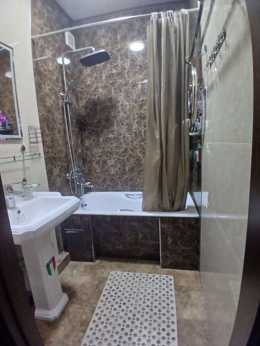 Аренда квартира 3/4/4 Кадешво. С зади инбазар.