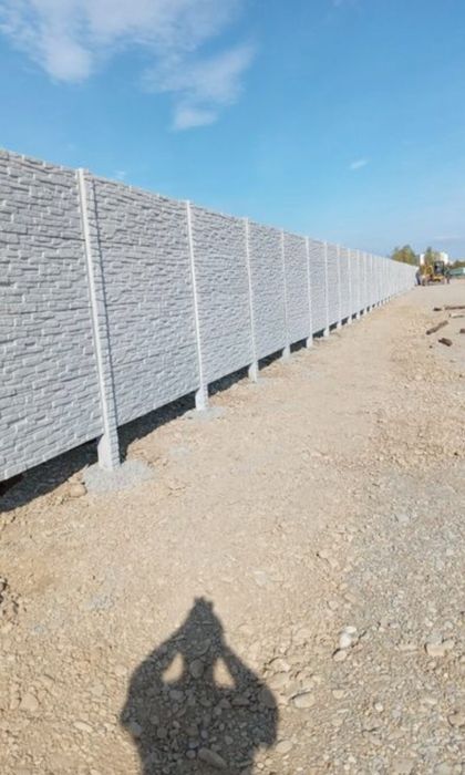 Gard de vanzare / placi de beton