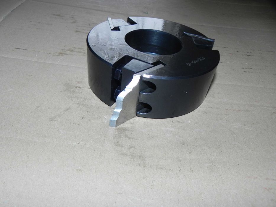 Cap butuc freza pentru cutite amovibile