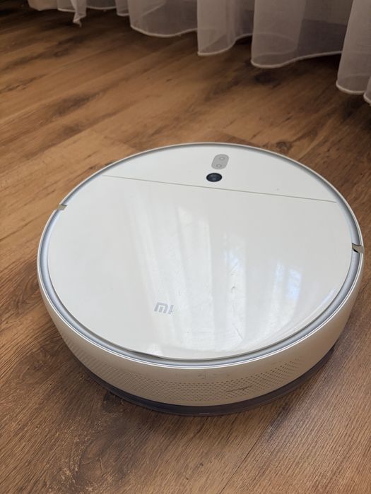 Продается робот пылесос