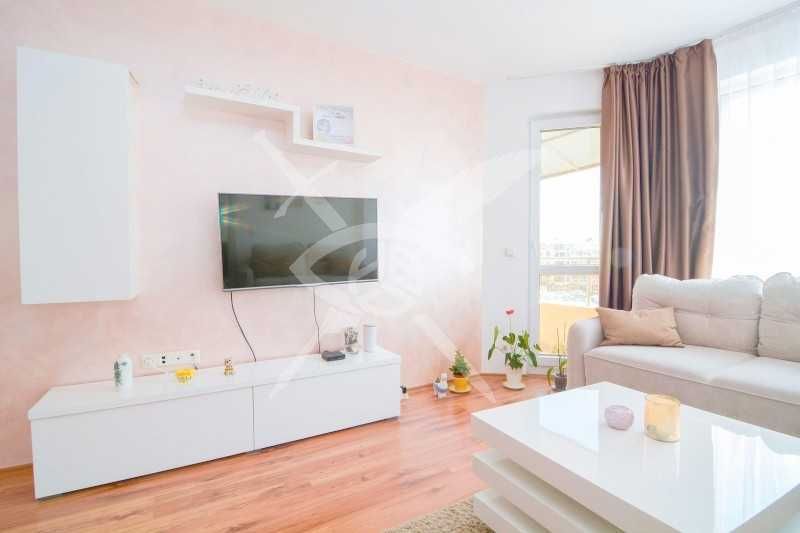 Продава се Тристаен апартамент в Поморие - 109 кв.м за 1514 €/кв.м - Снимка #1