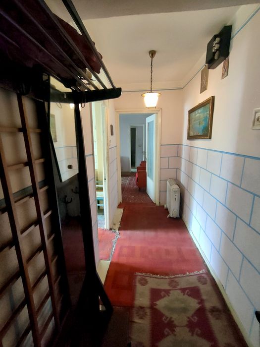 Piața Mioriței, ap. 2 camere, et.3.