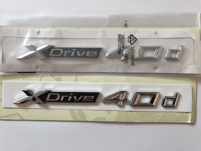 Emblema BMW x-drive 40d lateral,abs