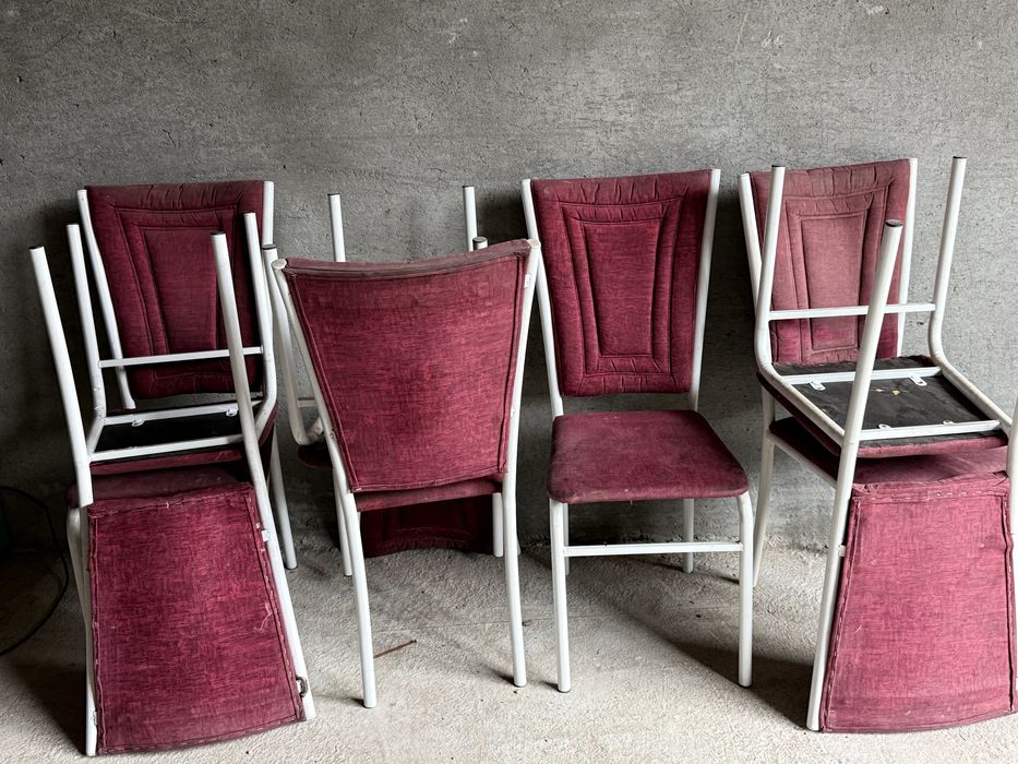 Стол кухонный на 8 персон