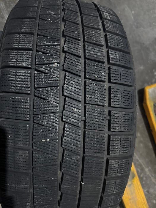 Продам зимние шины R22