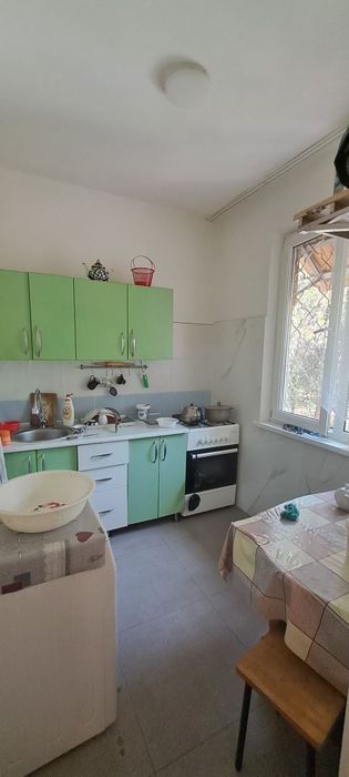 Аренда Чиланзар 9  Райхон 3 комнатная 2 этаж