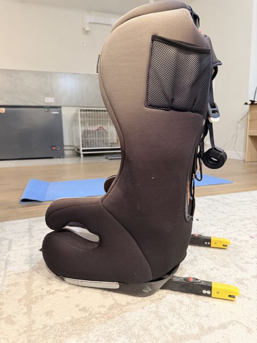 Детское кресло для автомобиля