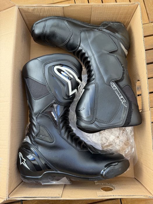 Мото екипировка - екип, каска, ръкавици, ботуши и яке