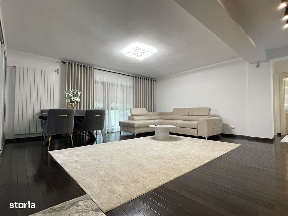 Apartament spectaculos de vanzare