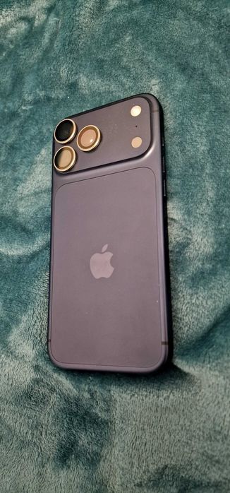 Vand Iphone 17 pro max 500 g