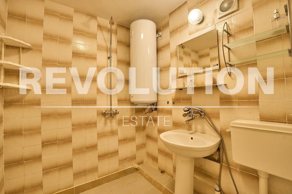 Дава се под наем Двустаен апартамент в Пловдив, Христо Смирненски - 75 кв.м за 375 € - Снимка #6