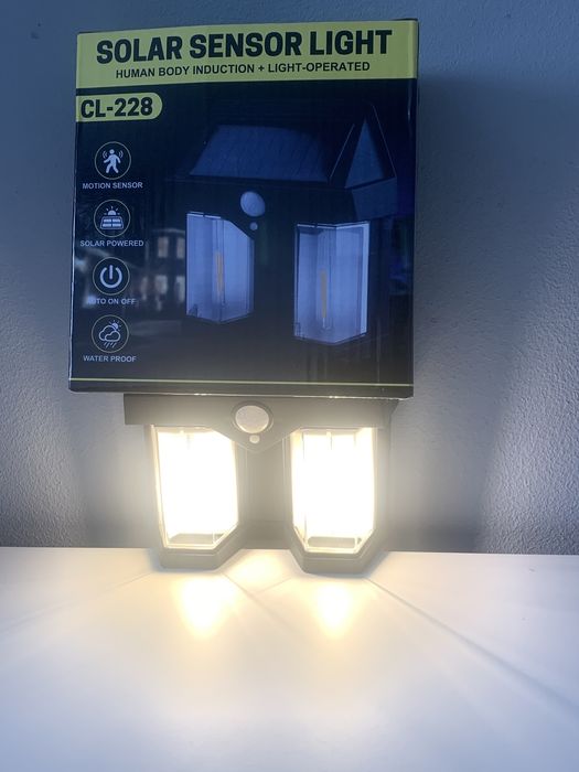 Lampa solara de perete dubla CB 228 HA