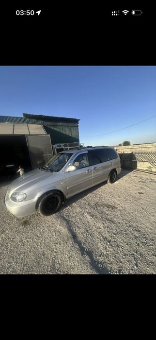 Kia Carnival 2002 год