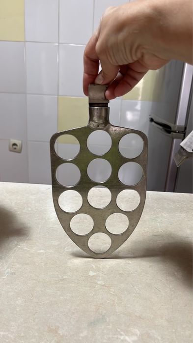 Продам взбивную машину