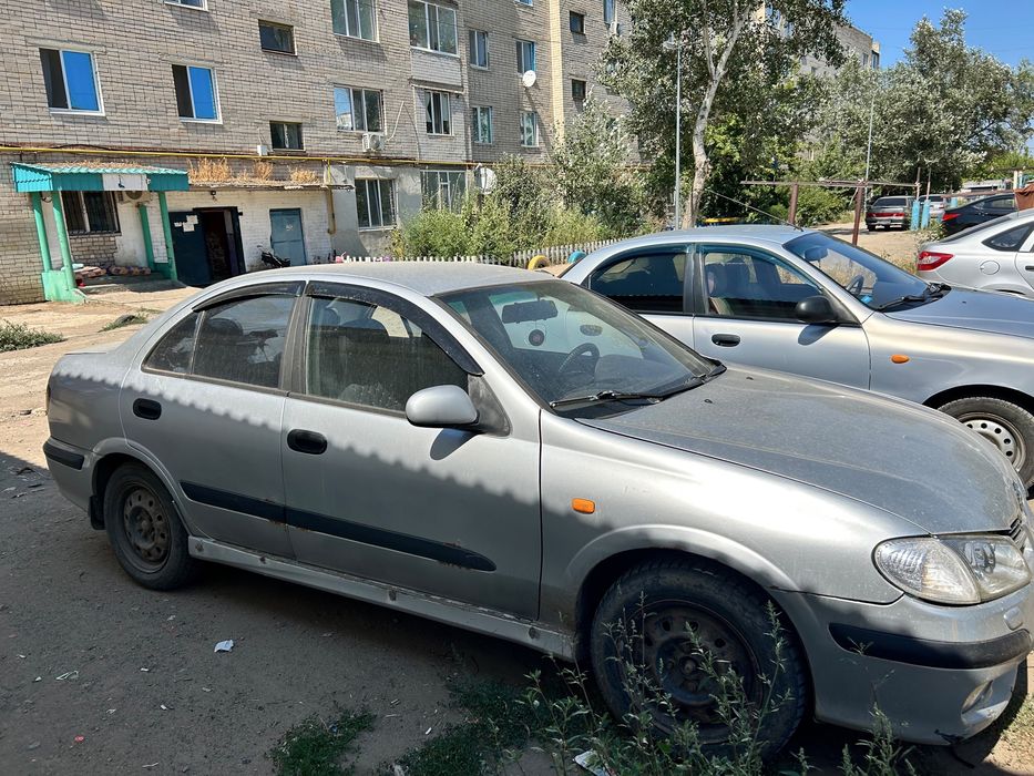 МашинаNissan almera