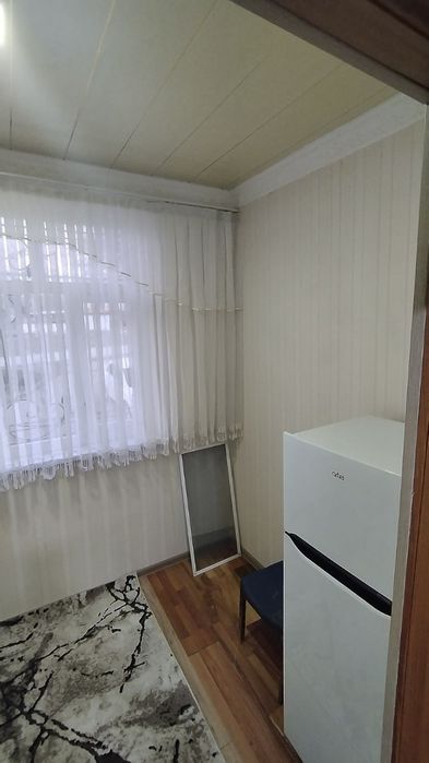 Сдаётся 1 ком кв 1 этаж со всеми удобствами 200$ без МАКЛЕРа