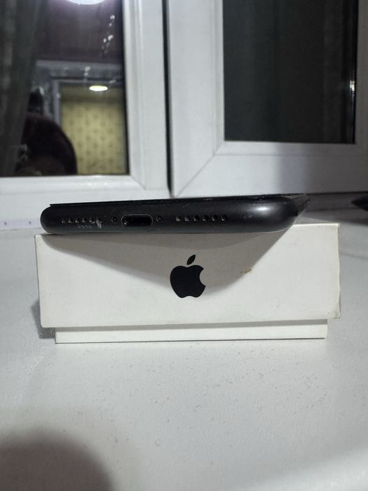 Айфон 11 в хорошем состоянии