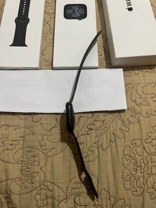 Часы Apple watch SE2 44 мм.