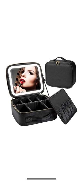 Козметична чанта за пътуване с LED огледало със сензорен екран
