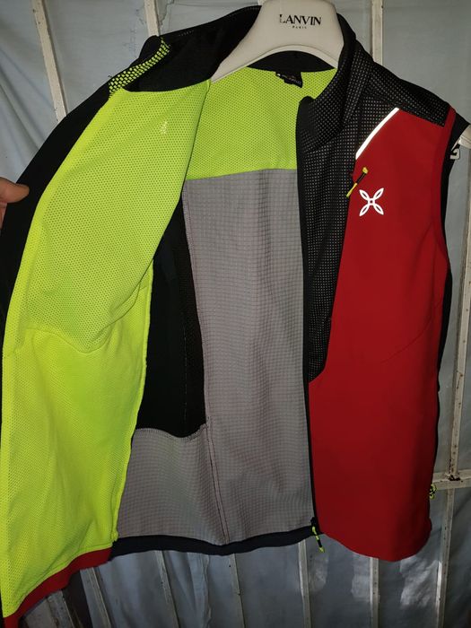 Montura vesta măsura M slim fit