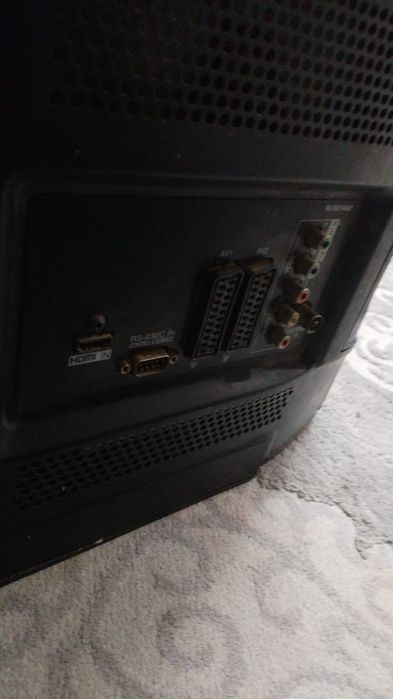 LG телевизор, 43 диагональ