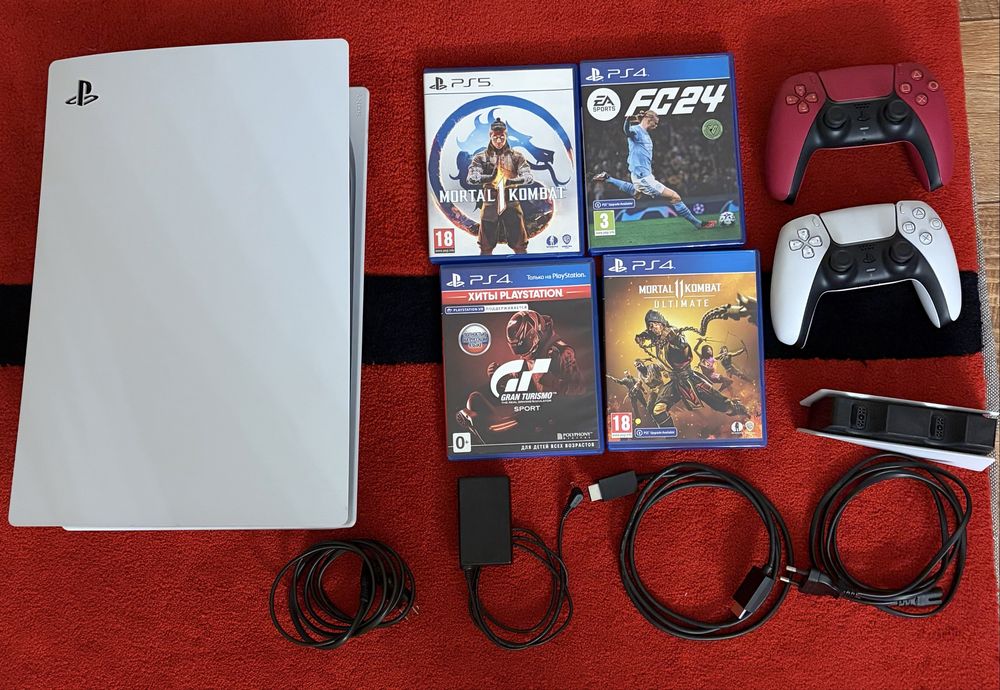 КОМПЛЕКТ PS 5 (с дисководом)
