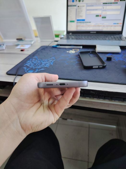 Samsung galaxy S23 F