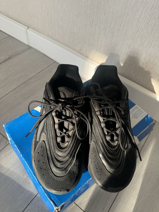 Adidas ozelia кроссовки